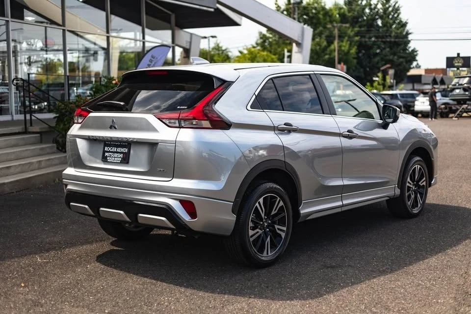 2025 Mitsubishi Eclipse Cross - Image 8 of 20