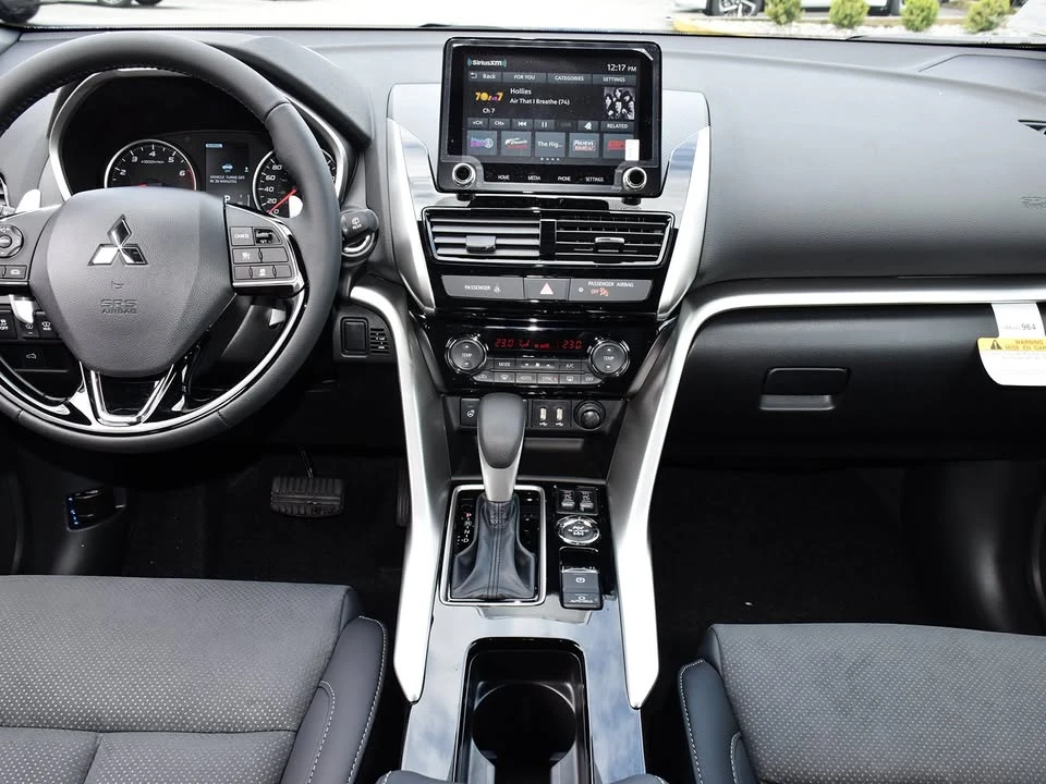 2025 Mitsubishi Eclipse Cross - Image 11 of 20