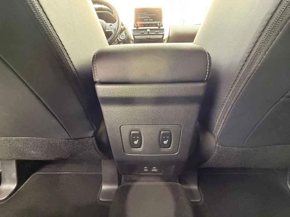 2025 Mitsubishi Eclipse Cross - Image 14 of 20