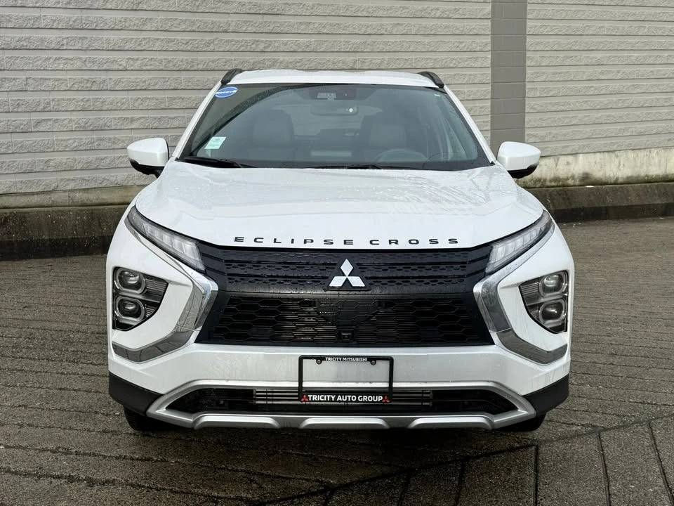 2025 Mitsubishi Eclipse Cross - Image 2 of 18