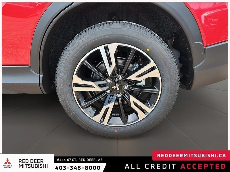 2025 Mitsubishi Eclipse Cross - Image 7 of 17