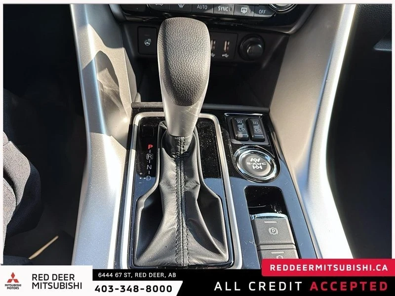 2025 Mitsubishi Eclipse Cross - Image 14 of 17