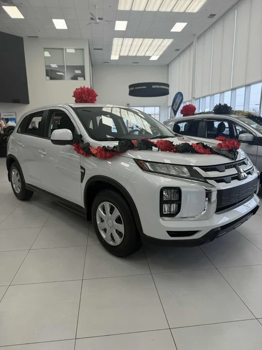 2025 Mitsubishi RVR - Image 2 of 10