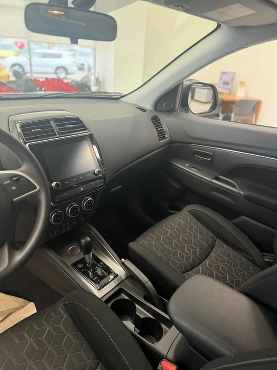 2025 Mitsubishi RVR - Image 8 of 10