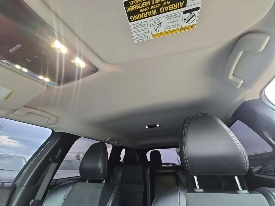 2025 Mitsubishi Outlander - Image 6 of 11