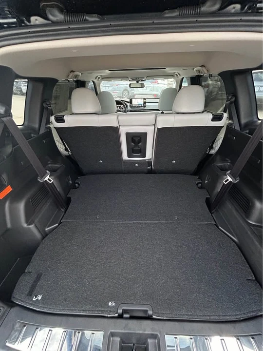 2025 Mitsubishi Outlander - Image 7 of 15