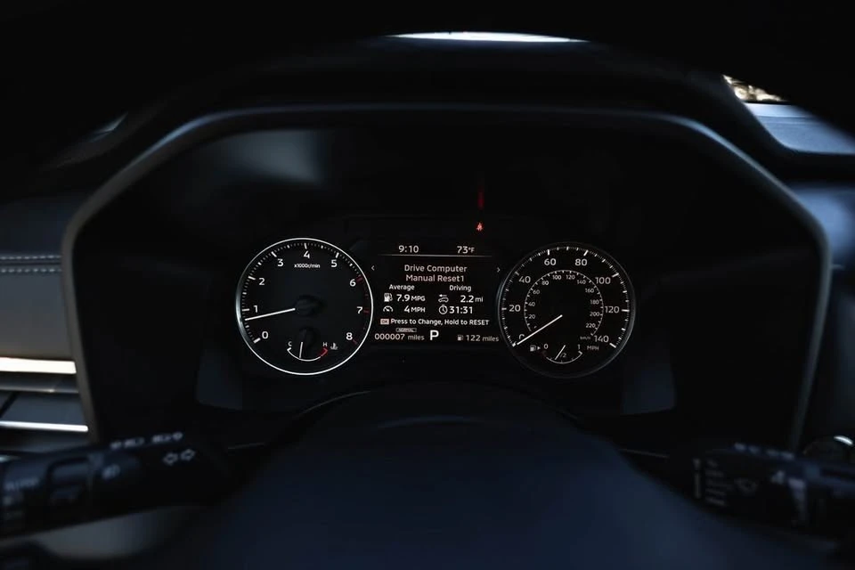 2025 Mitsubishi Outlander - Image 13 of 20