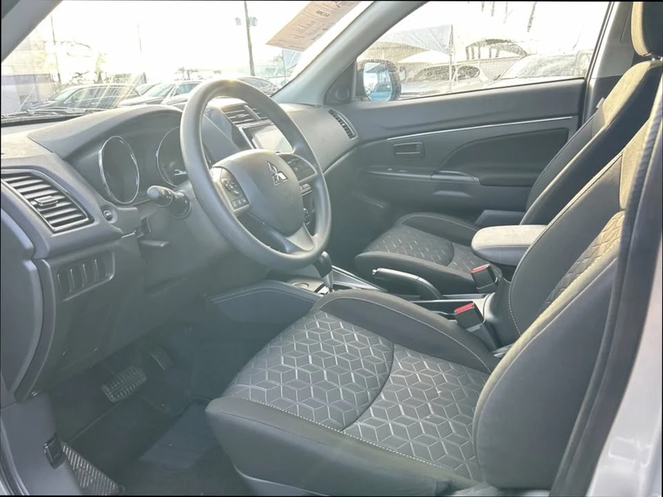 2025 Mitsubishi RVR - Image 9 of 19