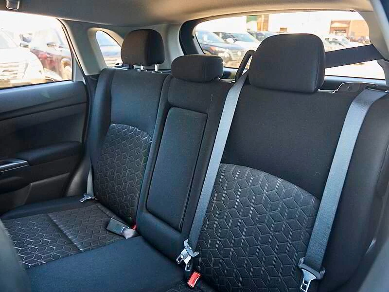 2025 Mitsubishi Eclipse Cross - Image 9 of 16