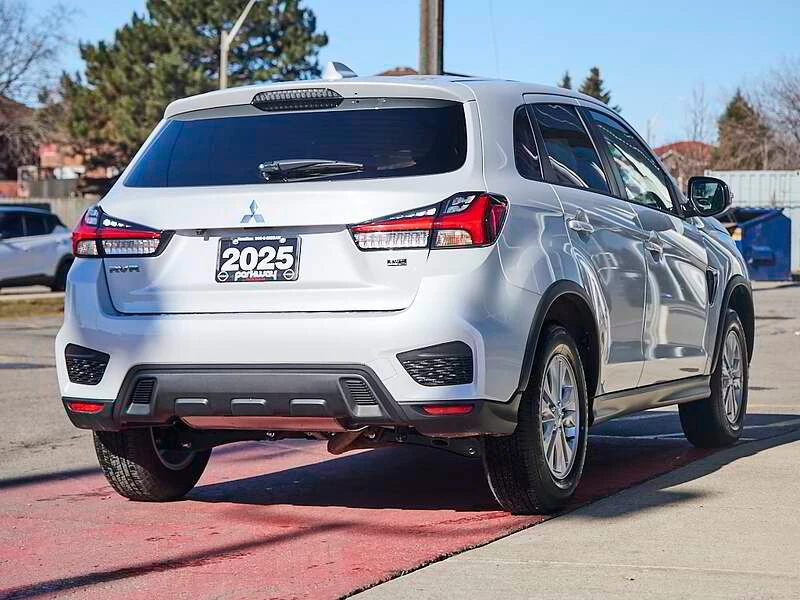 2025 Mitsubishi Eclipse Cross - Image 5 of 16