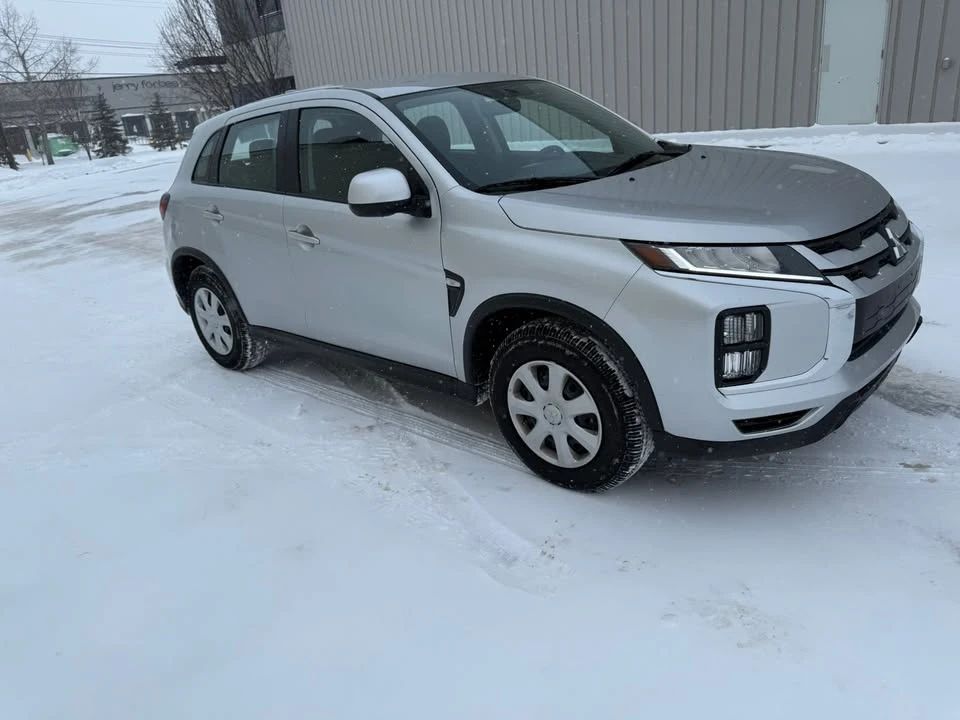 2025 Mitsubishi RVR - Image 4 of 10
