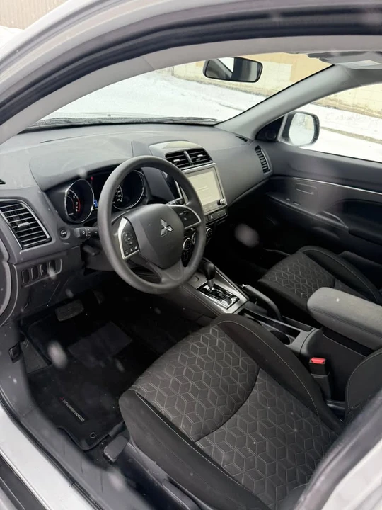 2025 Mitsubishi RVR - Image 8 of 10