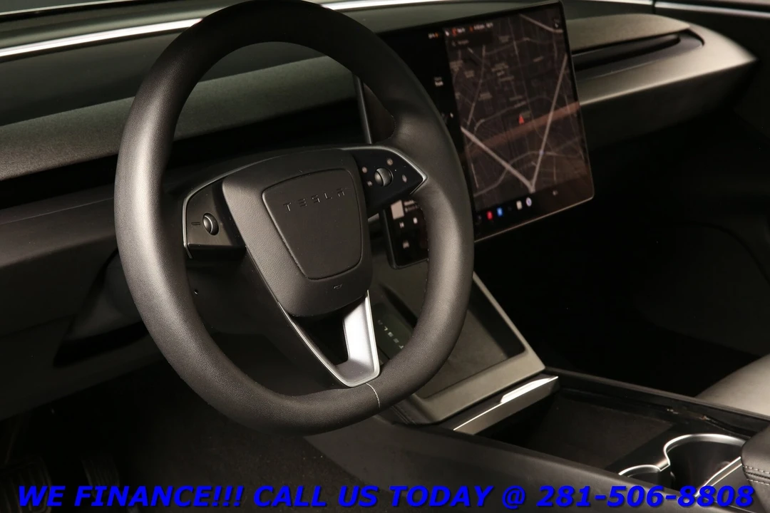 2025 Tesla Model 3 - Image 10 of 21