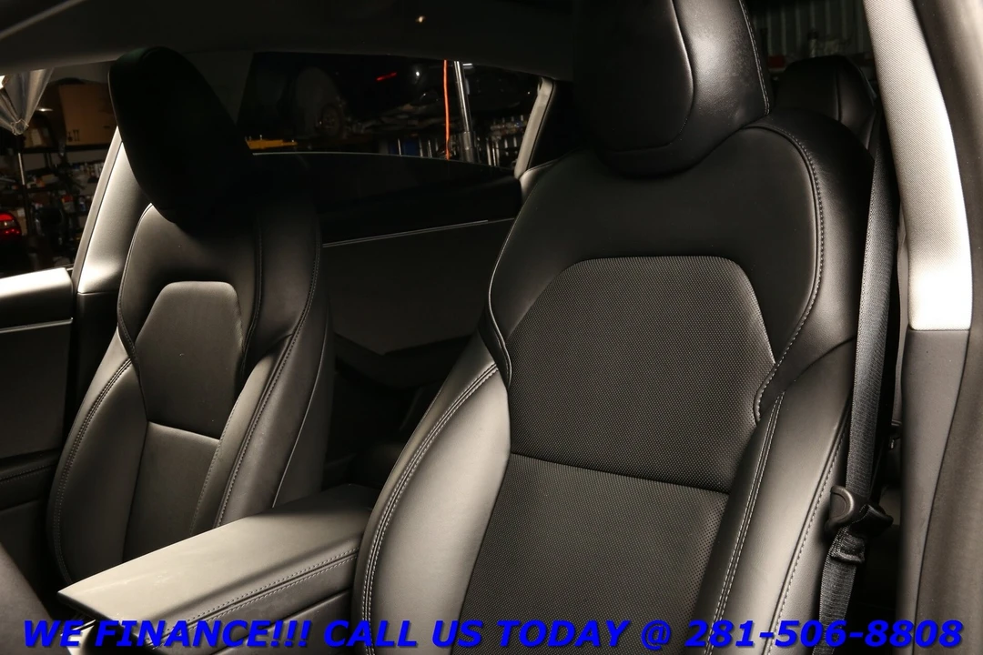 2025 Tesla Model 3 - Image 12 of 21