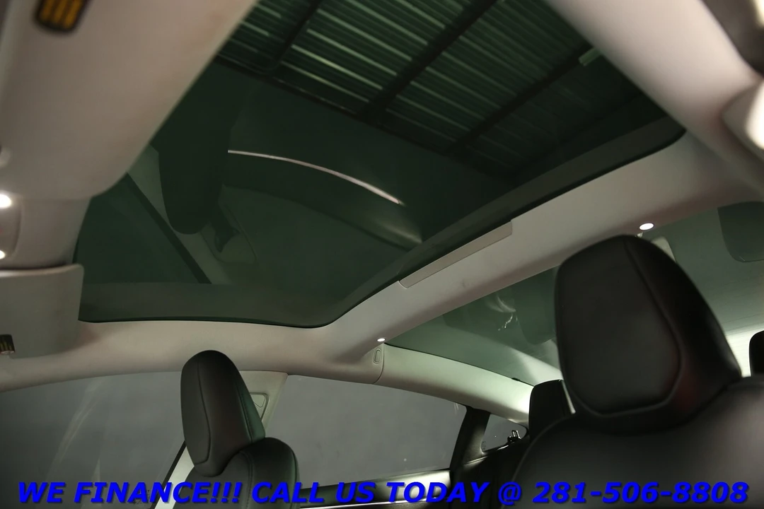 2025 Tesla Model 3 - Image 11 of 21