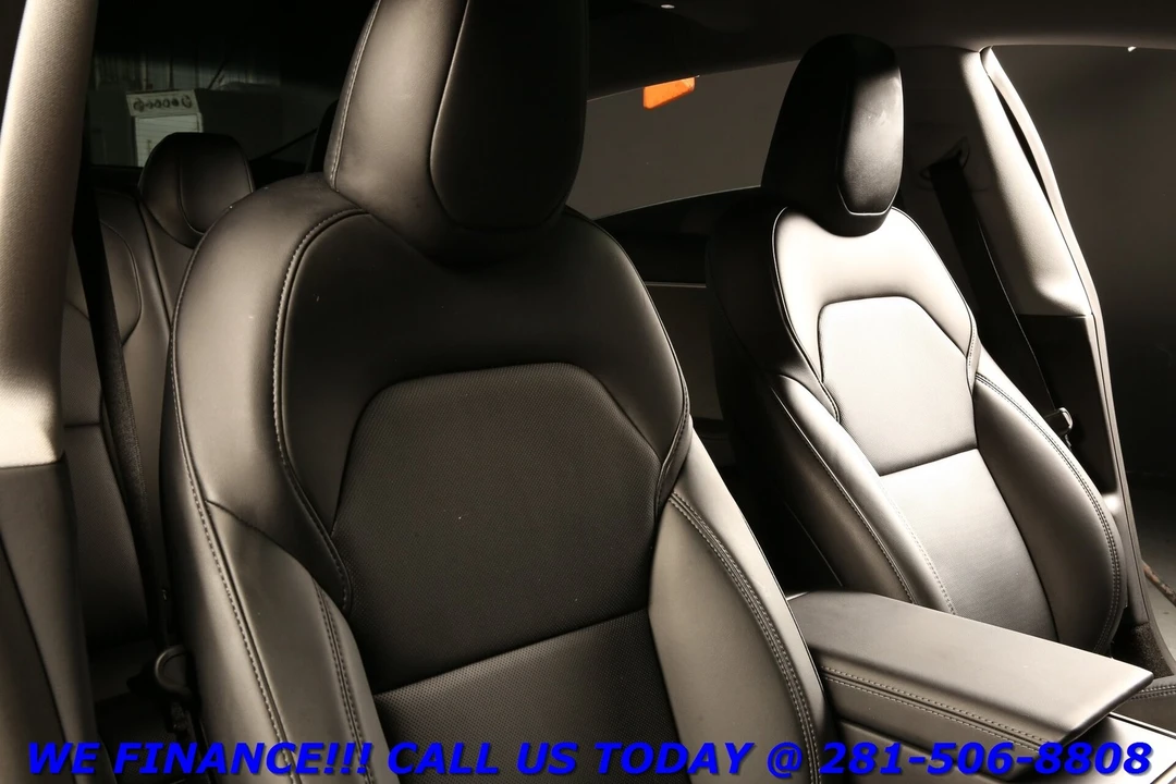 2025 Tesla Model 3 - Image 19 of 21