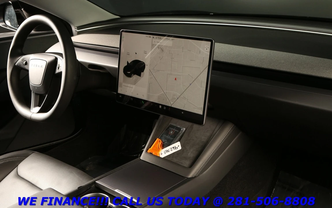 2025 Tesla Model 3 - Image 18 of 21