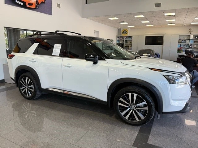 2025 Nissan Pathfinder 5th Gen - Image 6 of 12