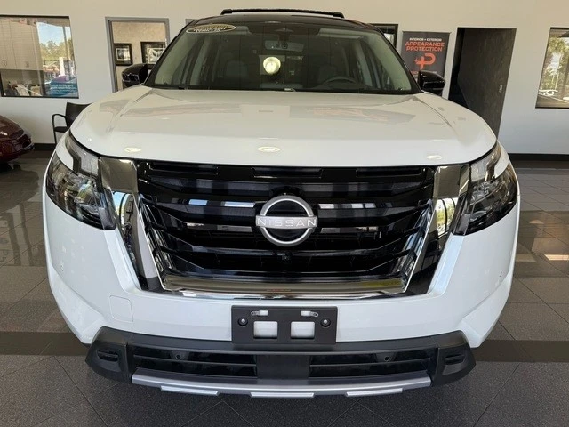 2025 Nissan Pathfinder 5th Gen - Image 7 of 12