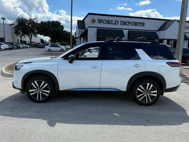2025 Nissan Pathfinder 5th Gen - Image 9 of 12