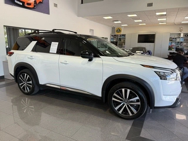 2025 Nissan Pathfinder 5th Gen - Image 6 of 12