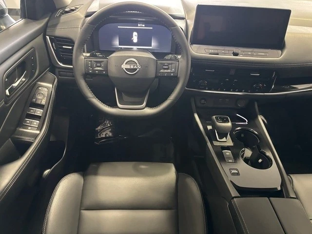 2025 Nissan Rogue - Image 9 of 12