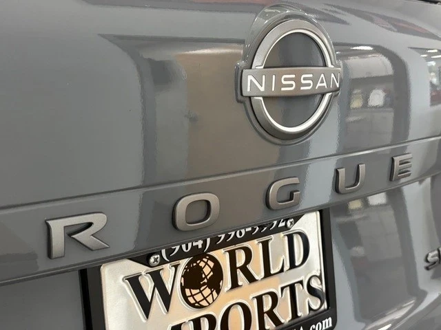 2025 Nissan Rogue - Image 14 of 21