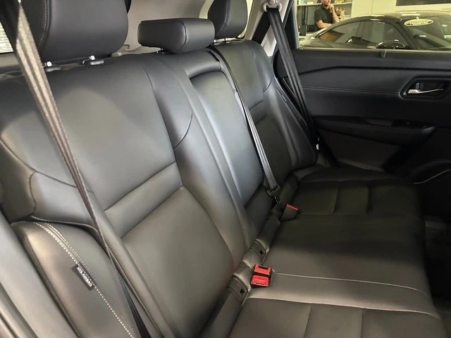 2025 Nissan Rogue - Image 21 of 21