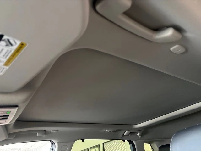 2025 Nissan Rogue - Image 6 of 12