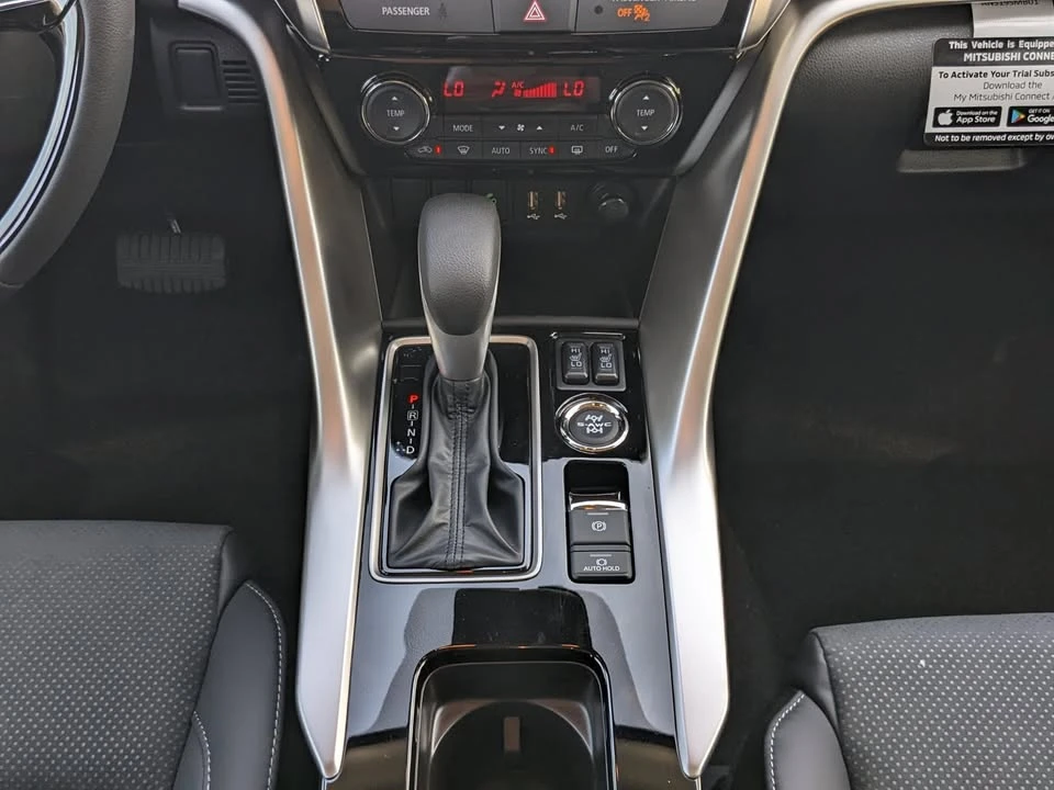 2025 Mitsubishi Eclipse Cross - Image 11 of 12
