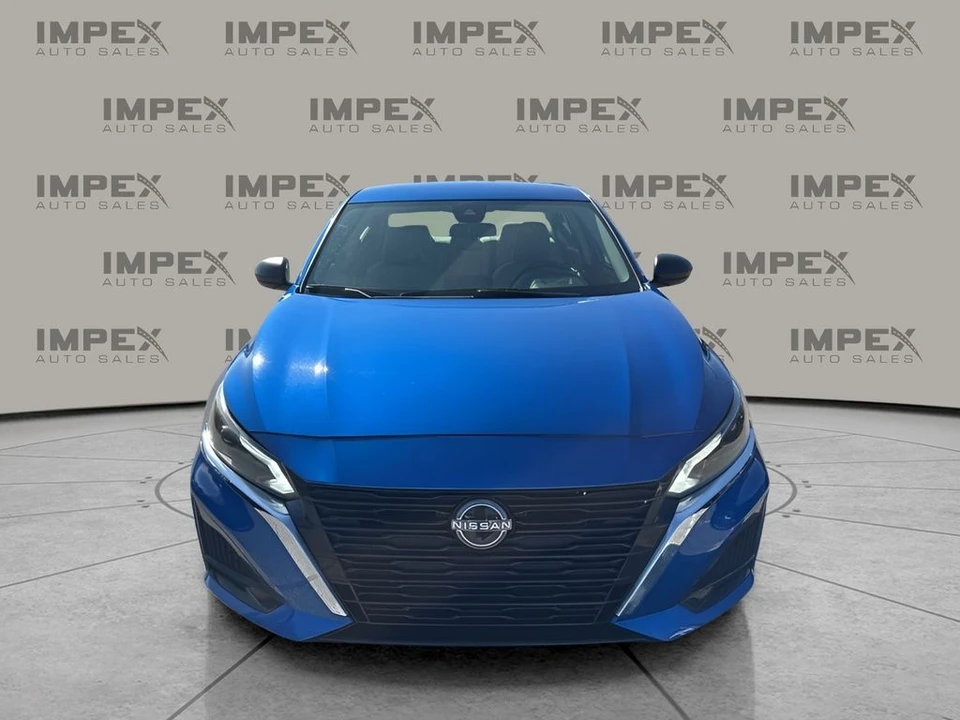 2025 Nissan Altima 6th Gen - Image 8 of 21