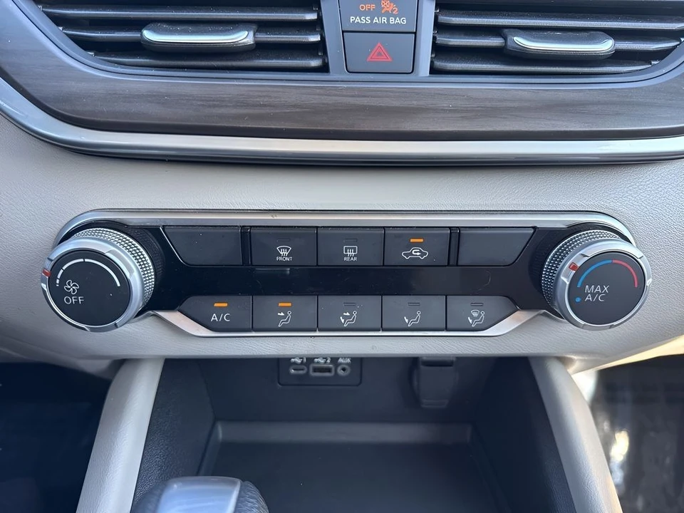 2025 Nissan Altima 6th Gen - Image 18 of 21