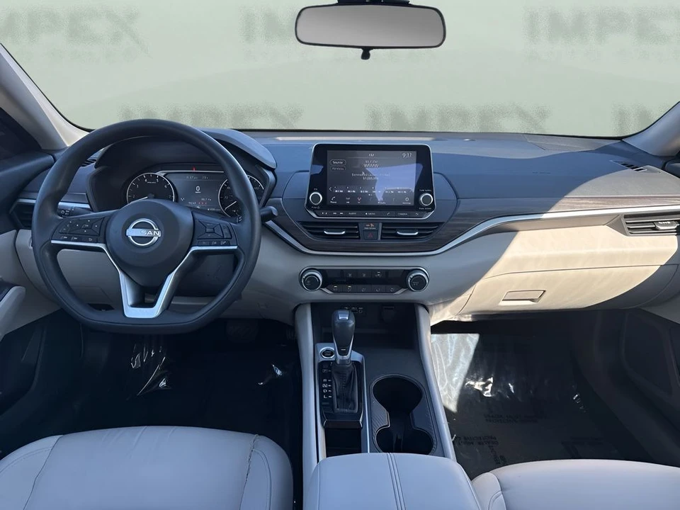 2025 Nissan Altima 6th Gen - Image 12 of 21