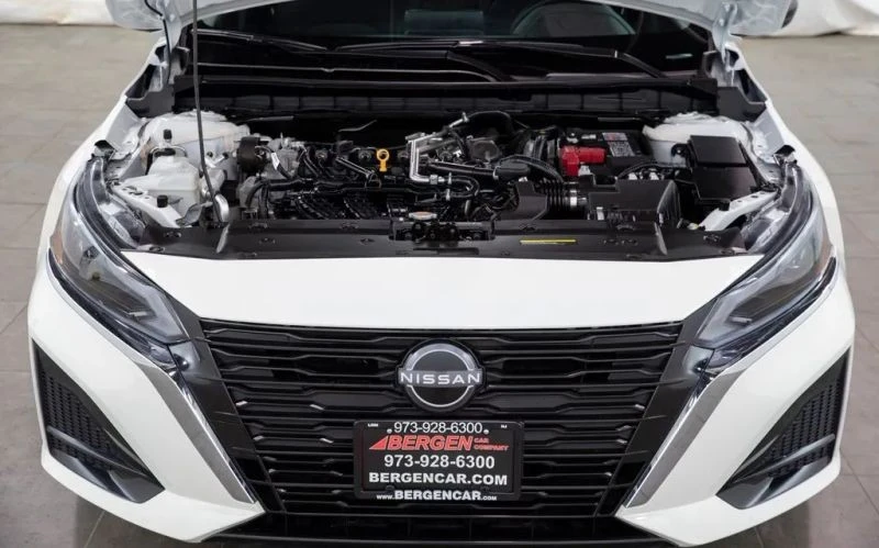 2025 Nissan Altima 6th Gen - Image 3 of 12