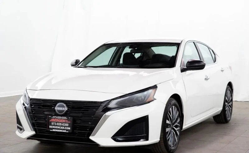 2025 Nissan Altima 6th Gen - Image 4 of 12