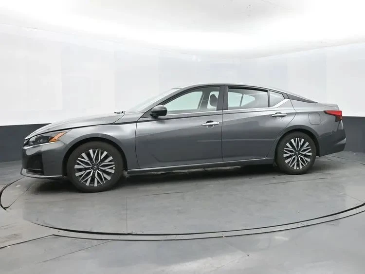 2025 Nissan Altima 6th Gen - Image 5 of 12
