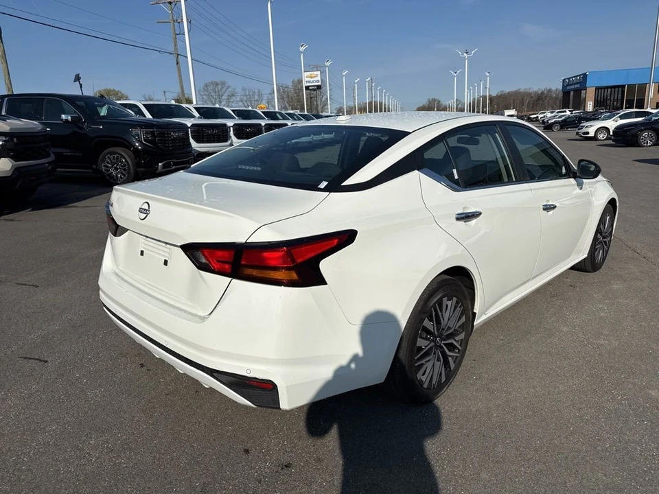 2025 Nissan Altima 6th Gen - Image 5 of 21