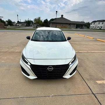 2025 Nissan Altima 2.5 SV Sedan 4D