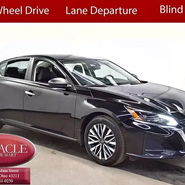 2025 Nissan Altima SV