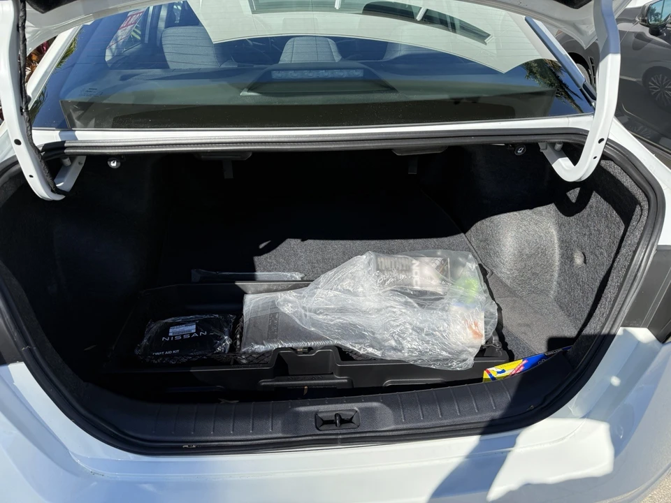 2025 Nissan Altima 6th Gen - Image 5 of 12