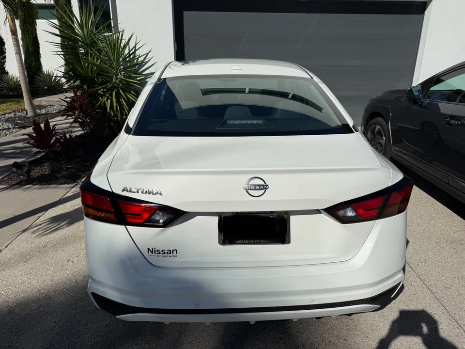 2025 Nissan Altima 6th Gen - Image 9 of 12