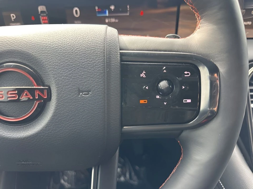 2025 Nissan Armada - Image 17 of 21