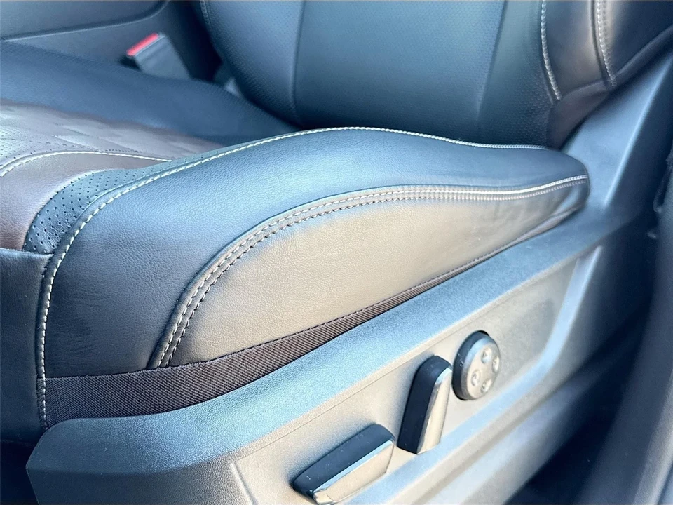 2025 Nissan Armada - Image 20 of 21