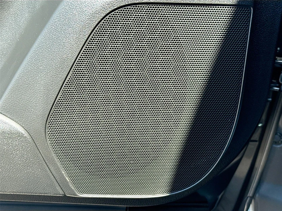 2025 Nissan Armada - Image 19 of 21