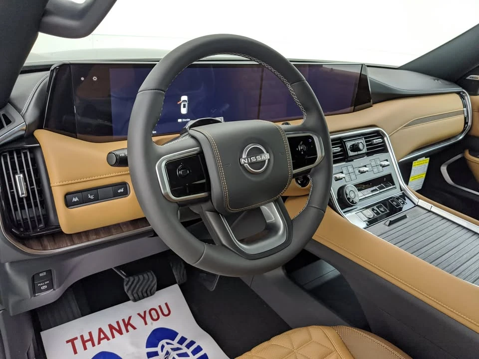 2025 Nissan Armada - Image 14 of 20