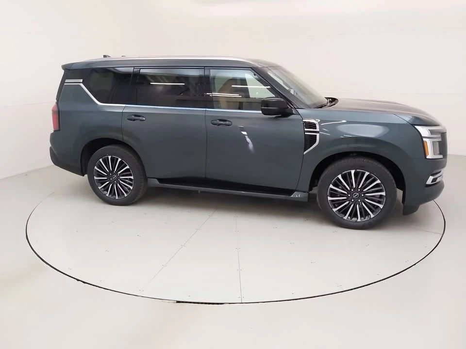 2025 Nissan Armada - Image 6 of 20