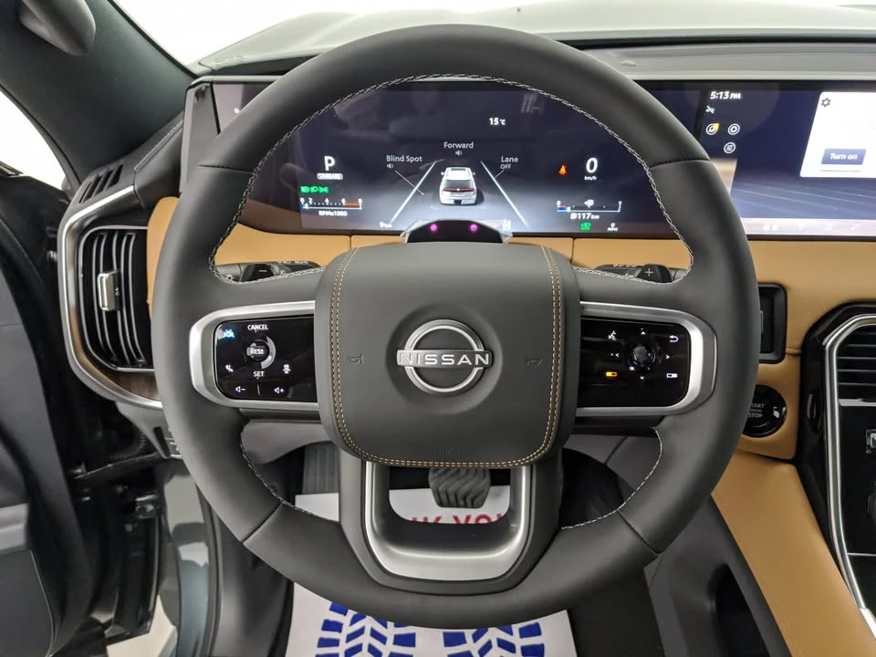 2025 Nissan Armada - Image 15 of 20