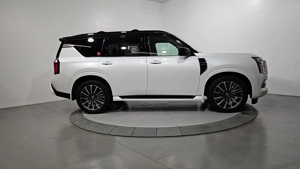 2025 Nissan Armada - Image 8 of 12