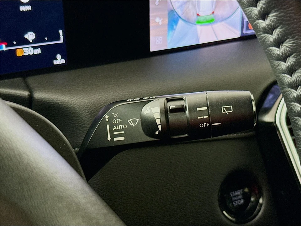 2025 Nissan Armada - Image 6 of 21