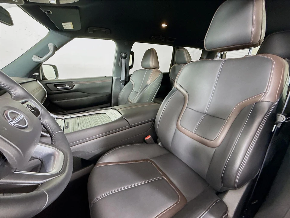 2025 Nissan Armada - Image 2 of 21